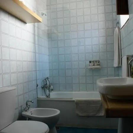House In 101912 酒店 3*